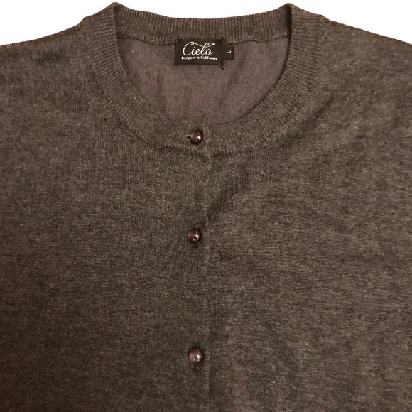 Grey Cardigan Sweater by Cielo Designed in California - Picture 4 of 5